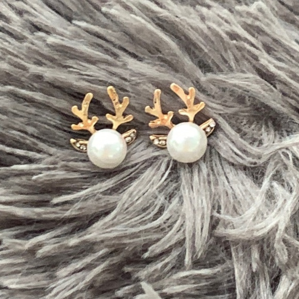 Reindeer pearls !